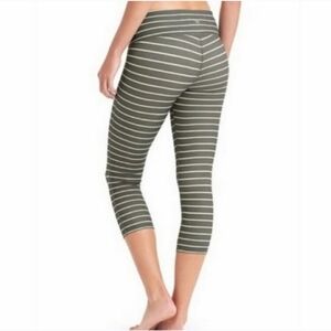 ATHLETA chaturanga gray green crop stripe legging size small tall